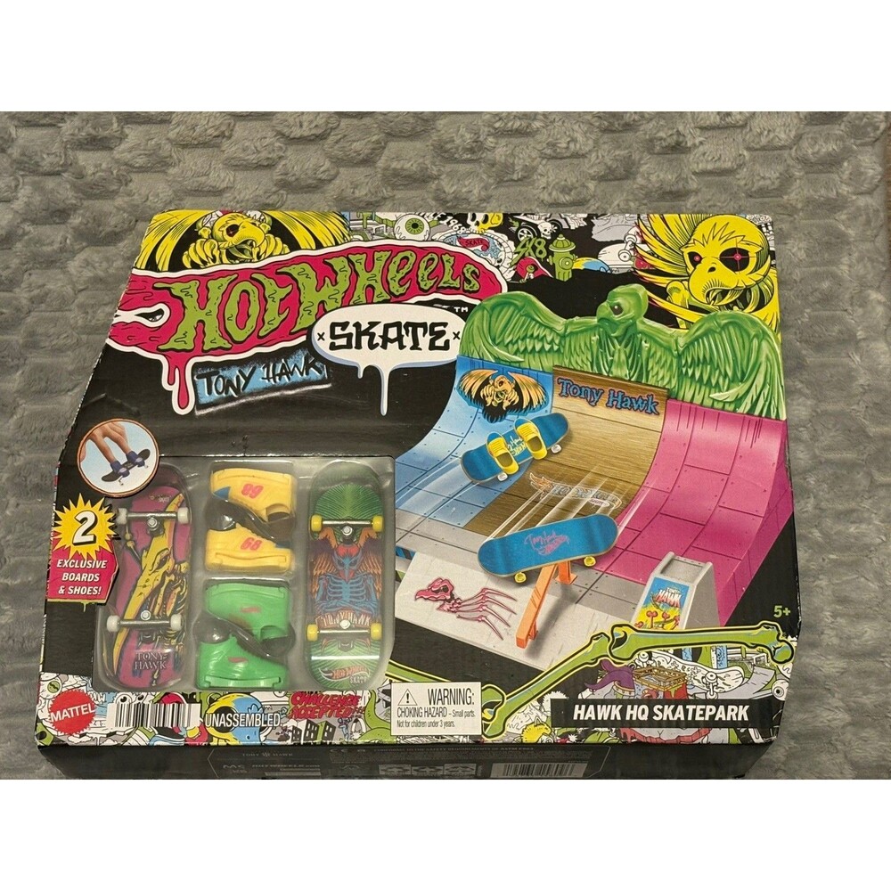 EXCLUSIVE Hot Wheels TONY HAWK HQ SKATEPARK FINGERBOARD HEADQUARTERS Tech Deck